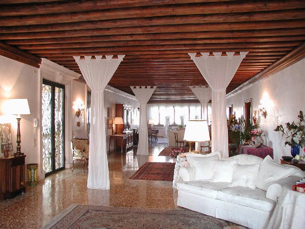 Bed and breakfast At A Palazzo